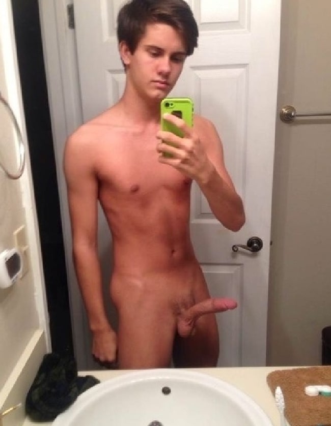 Slim Nude Teen With A Long Thin Cock - Nude Men Post